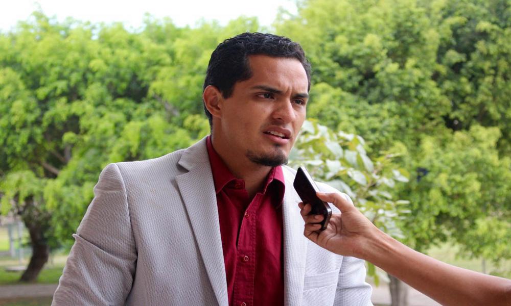 Se titulan primeros 5 licenciados en Cultura Física y Deportes