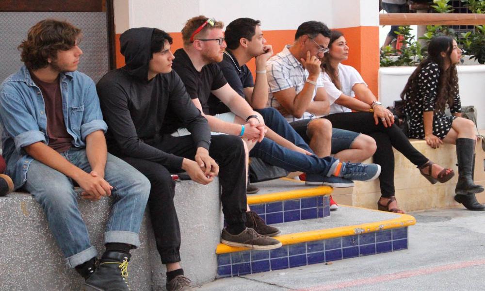 Recibe poeta Marco Antonio Campos presea “El Caracol de Plata”