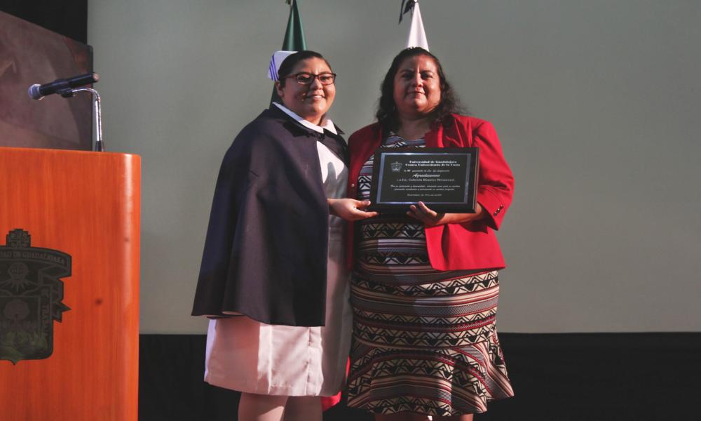 Egresa décimo cuarta generación de Enfermería del CUCosta