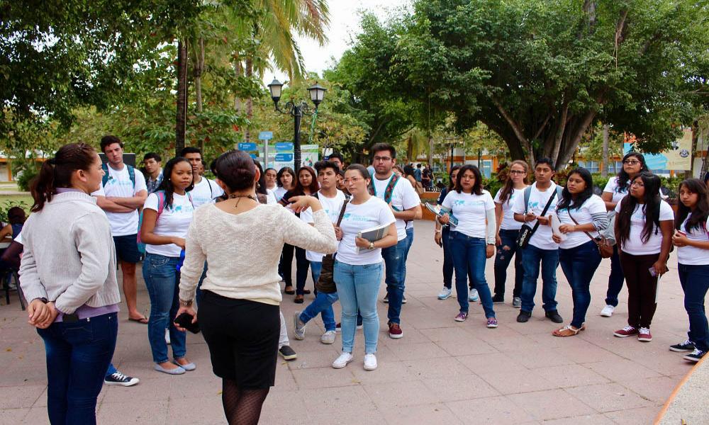Lanza CUCosta programa de vinculación “Un día como universitarios”