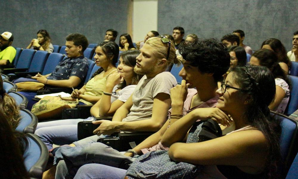 Monstruos y ciencia, presentes en libro de investigador del CUCosta
