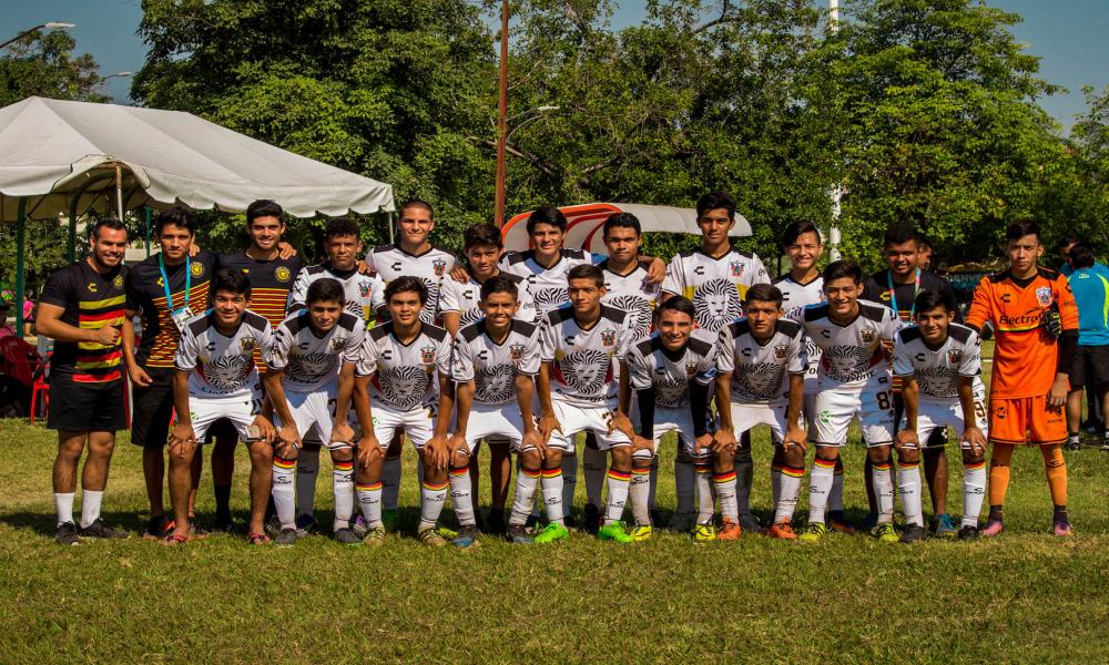 Leones Negros CUC se coronan campeones de Copa Vallarta