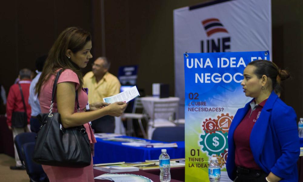 Participa CUCosta en “Conéctate al Turismo Puerto Vallarta”