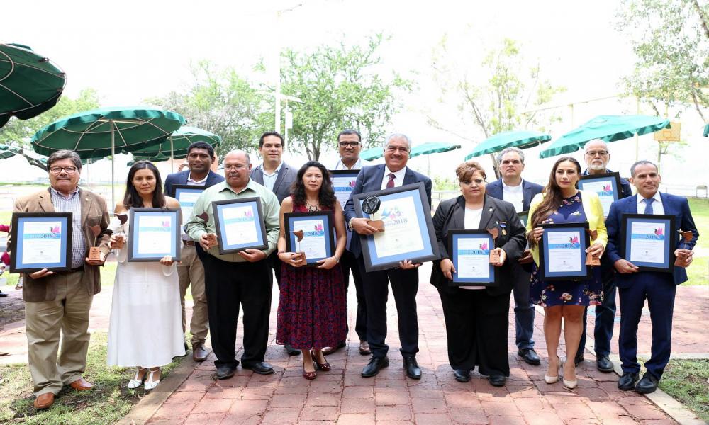 Conceden Galardón Colibrí 2018 a investigadores del CUCosta
