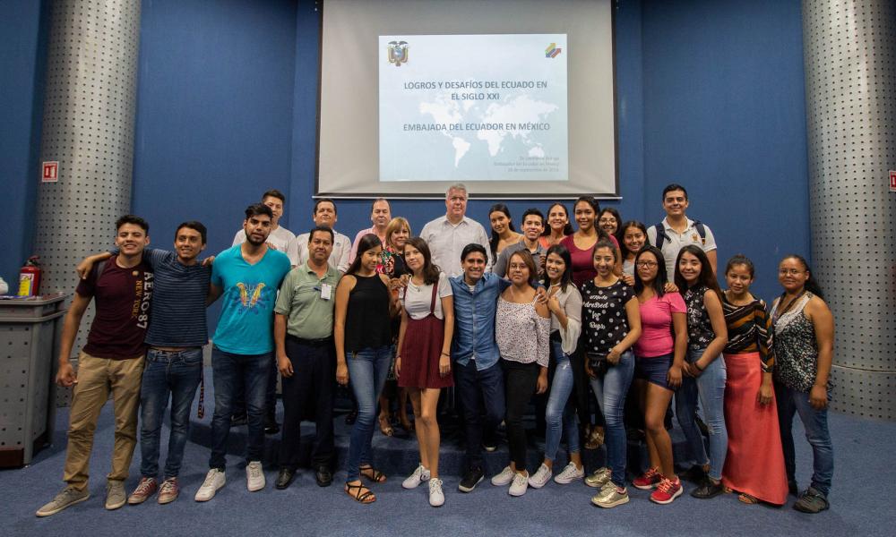 Pobreza, educación y medio ambiente, retos de América Latina para el siglo 21