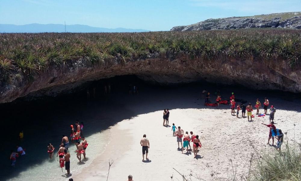 Cambio climático incide en cierre de Islas Marietas investigador