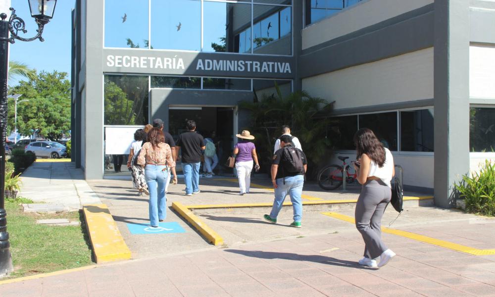 Se encuentra en proceso la cuarta re- acreditación La Licenciatura en Arquitectura del CUCosta