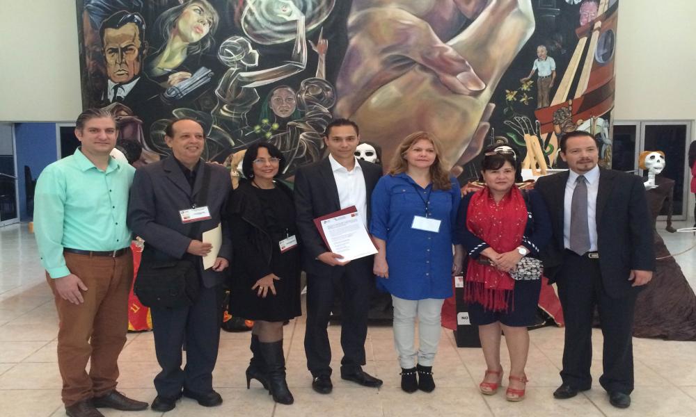 Obtiene Licenciatura en Medicina acreditación Grana Internacional