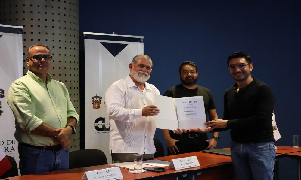 Estudiantes de Abogado ponen en alto el nombre de CUCosta ante JALISCOMUN2024