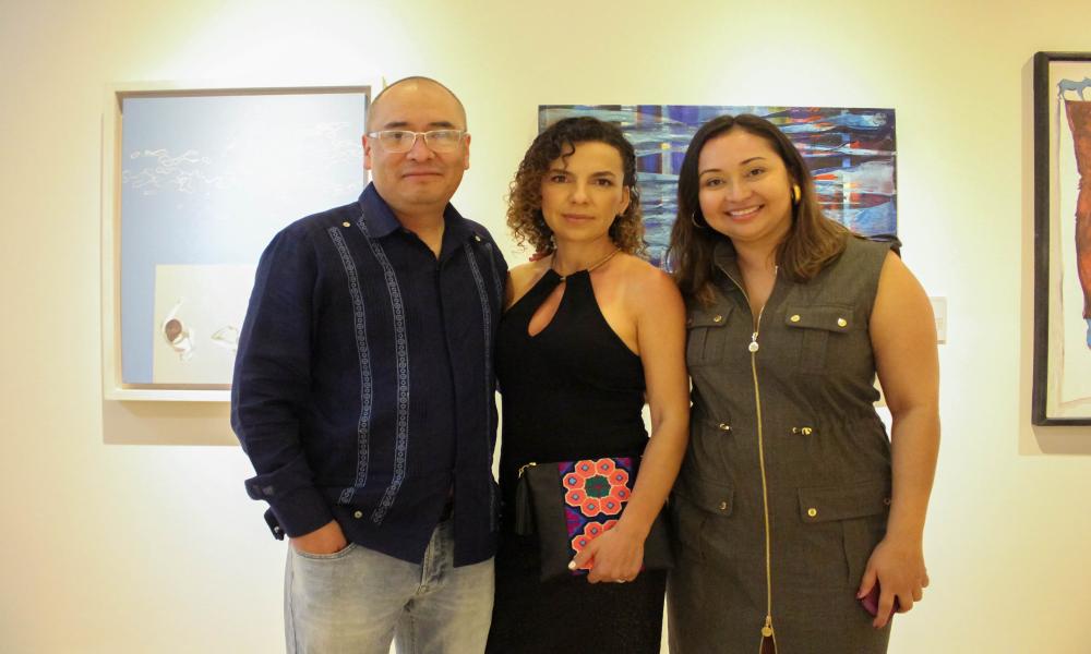 Exhibe Museo Peter Gray obras selectas de bienal J. A. Monroy