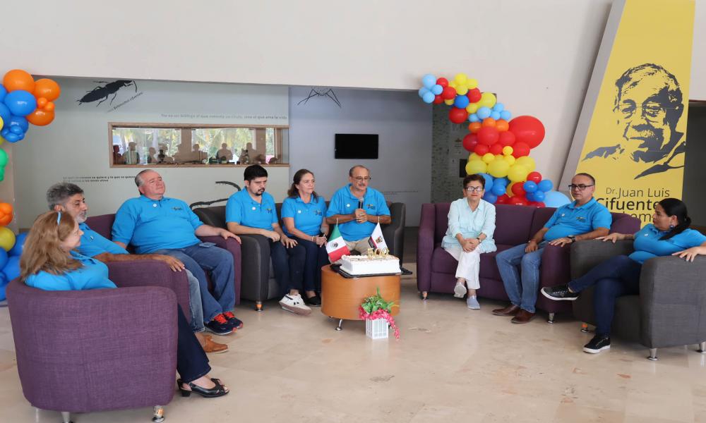 Celebran 500 programas de radio “Bitácora Regional” en Radio UdeG