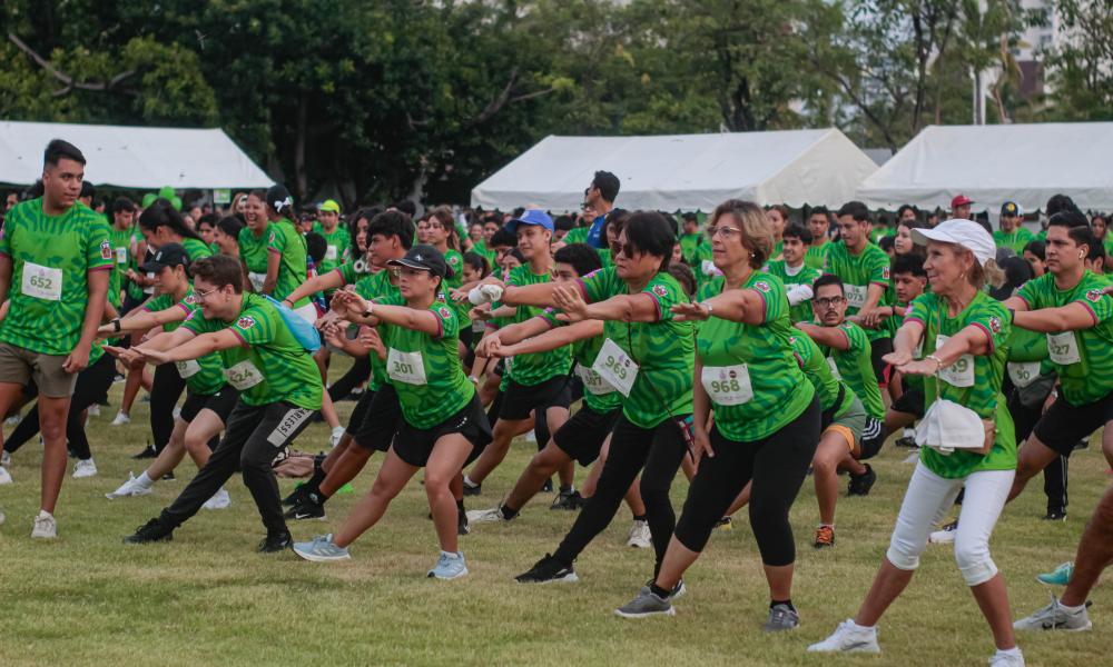 Exitosa 8va edición de la Carrera Leones Negros Grupo Diagnosti-k en Puerto Vallarta