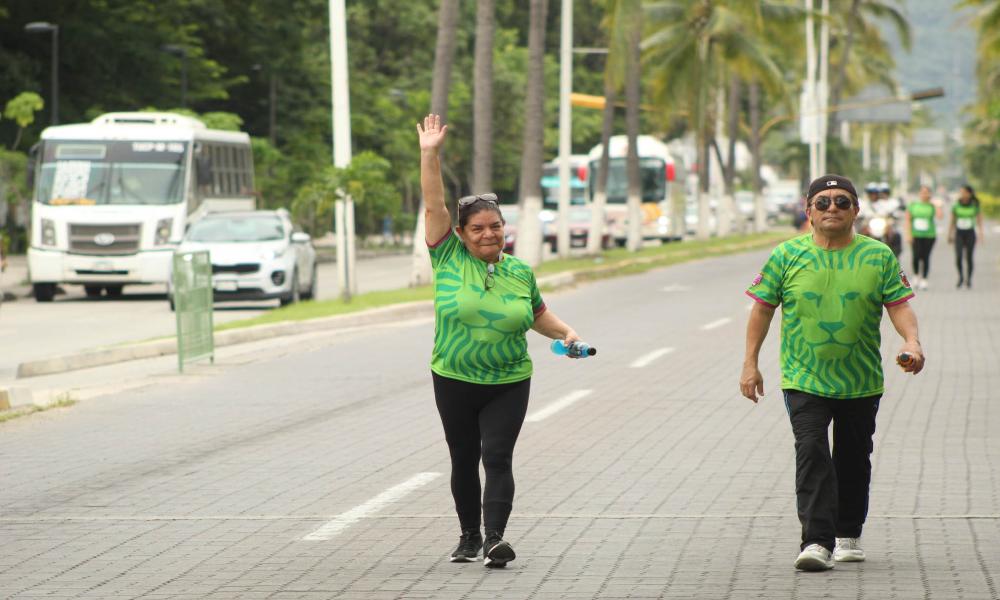 Exitosa 8va edición de la Carrera Leones Negros Grupo Diagnosti-k en Puerto Vallarta
