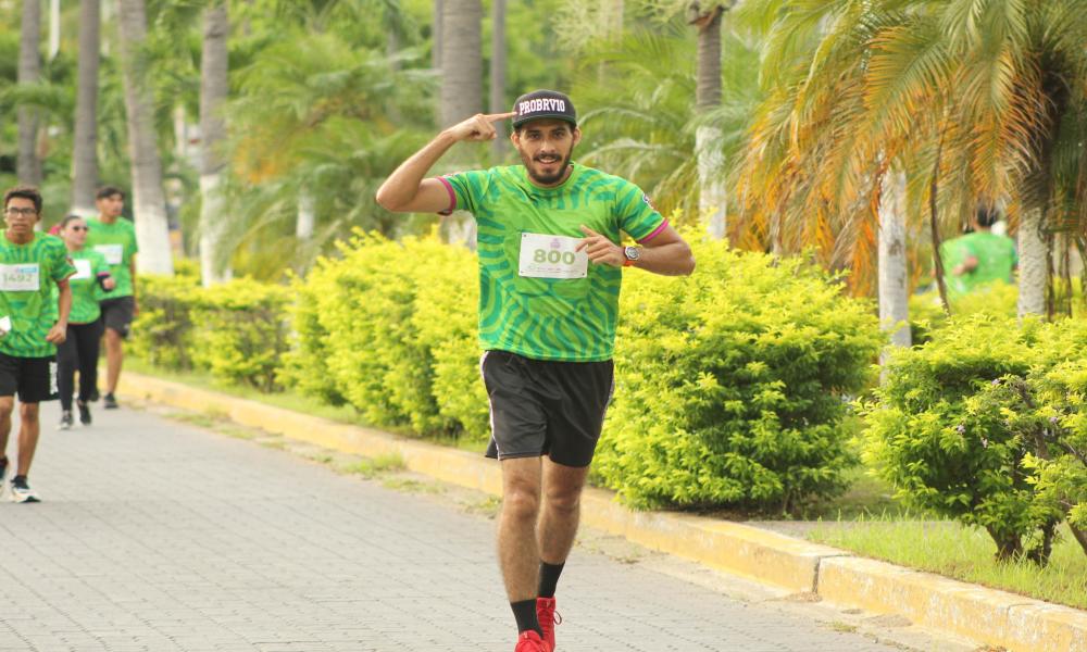 Exitosa 8va edición de la Carrera Leones Negros Grupo Diagnosti-k en Puerto Vallarta