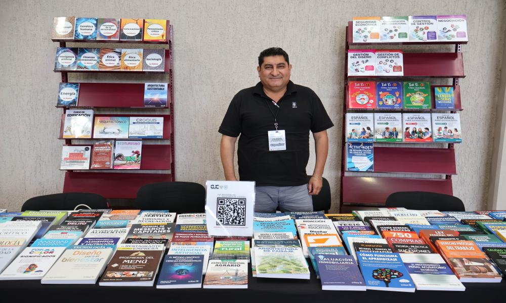 Inicia la “Feria Bibliográfica CUCosta 2024”, con interesantes actividades