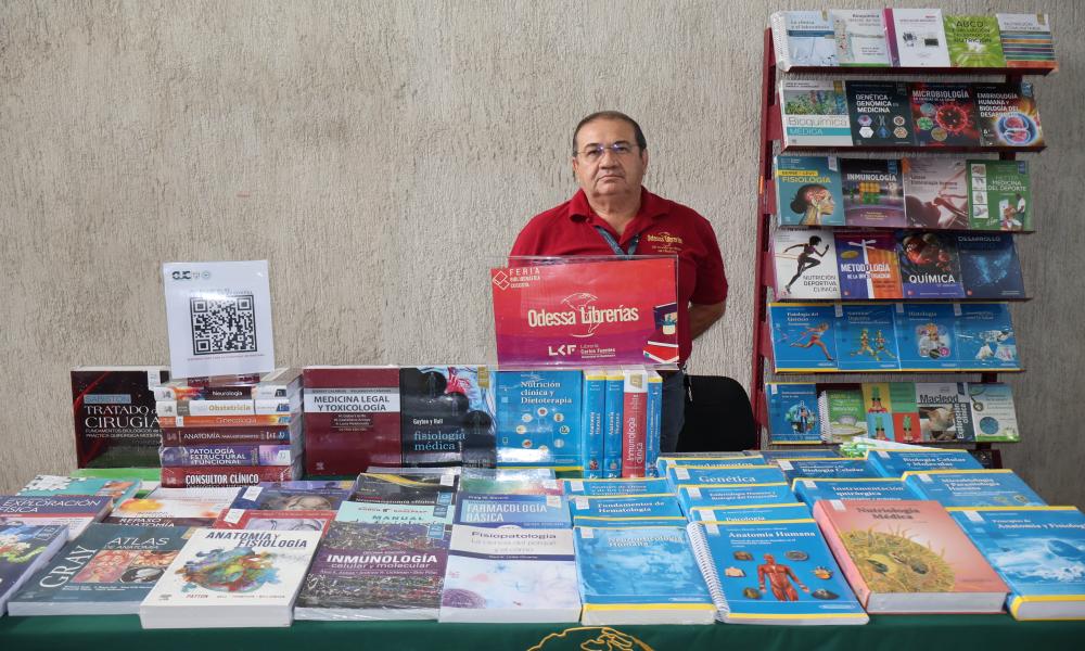 Inicia la “Feria Bibliográfica CUCosta 2024”, con interesantes actividades