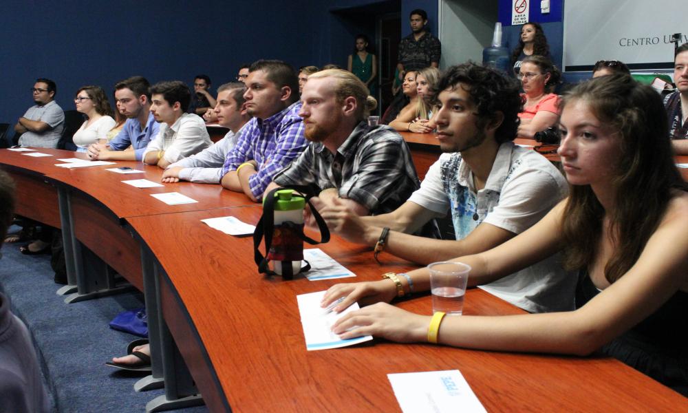 Egresados del PEPE son embajadores de Jalisco ante el mundo