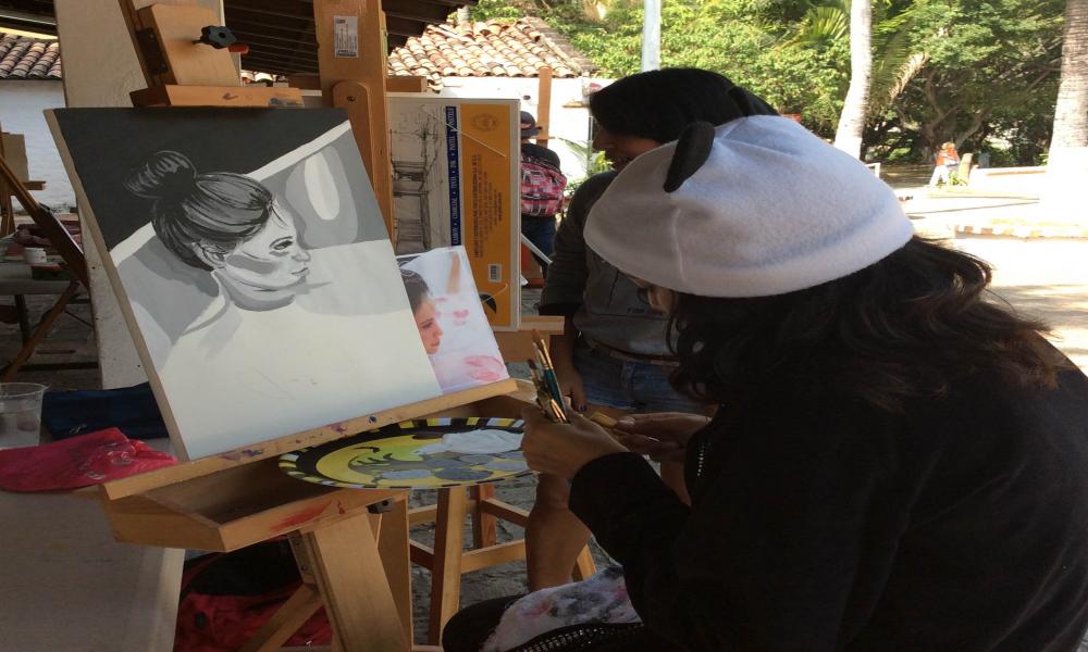 Estrechan cooperación CUCosta e IVC