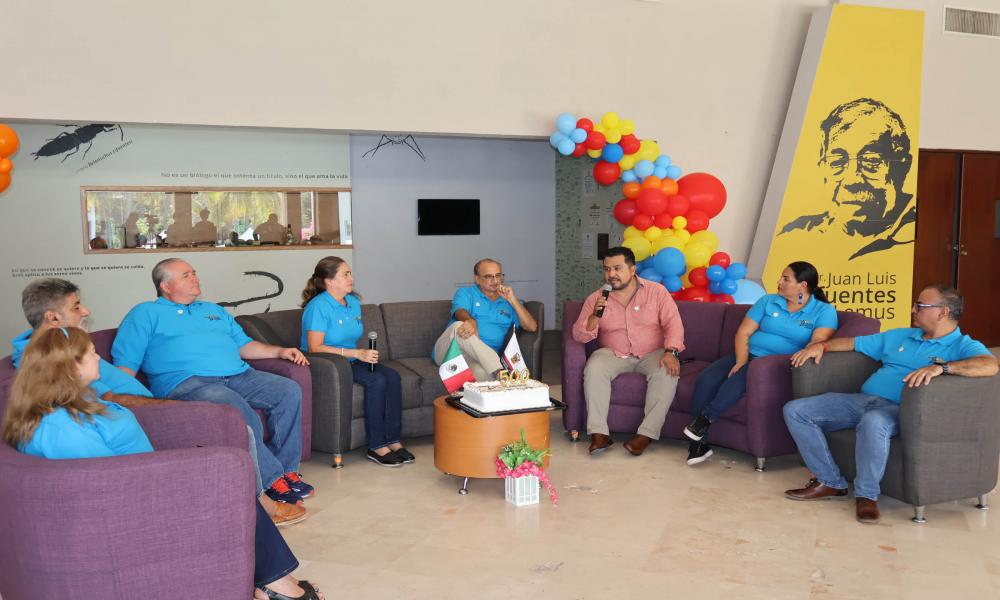 Celebran 500 programas de radio “Bitácora Regional” en Radio UdeG