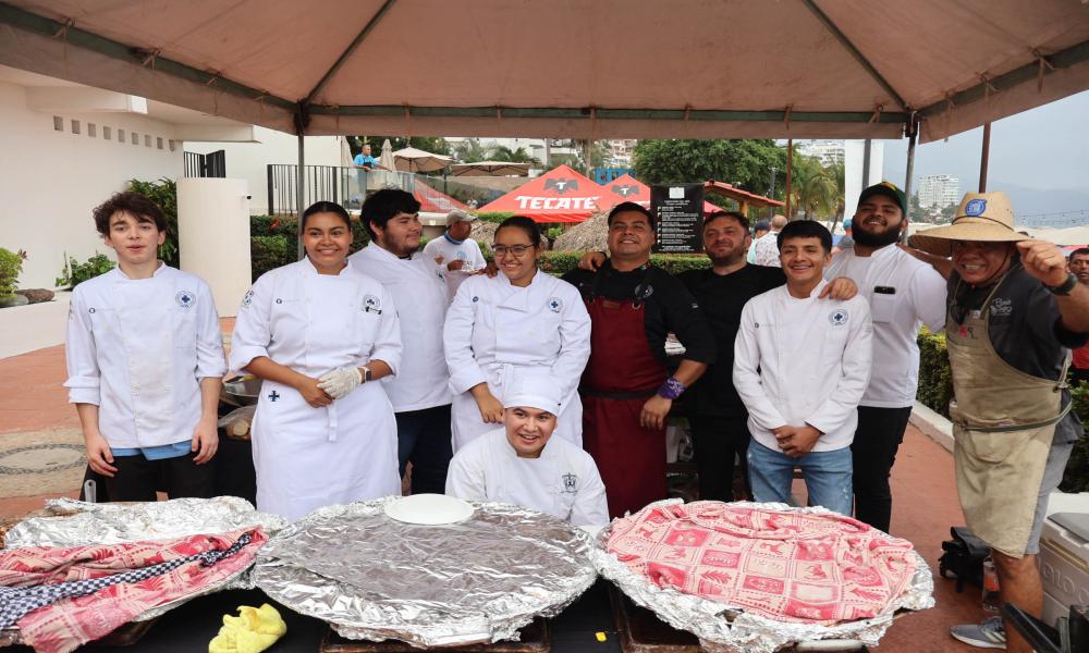 Estudiantes de Biología del CUCosta Participaron en Torneo de pesca de Los Muertos