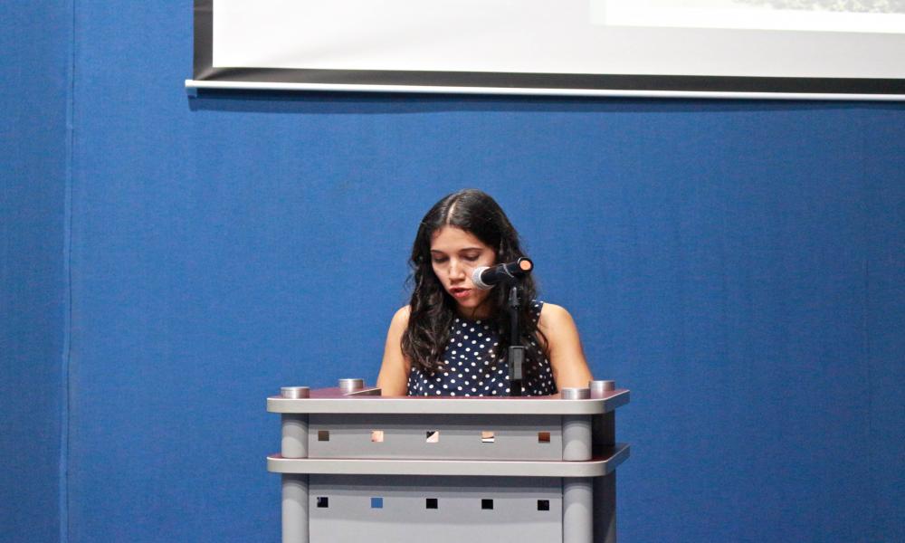 Universitarios leen “Drácula” en cuatro idiomas por Día Mundial del Libro