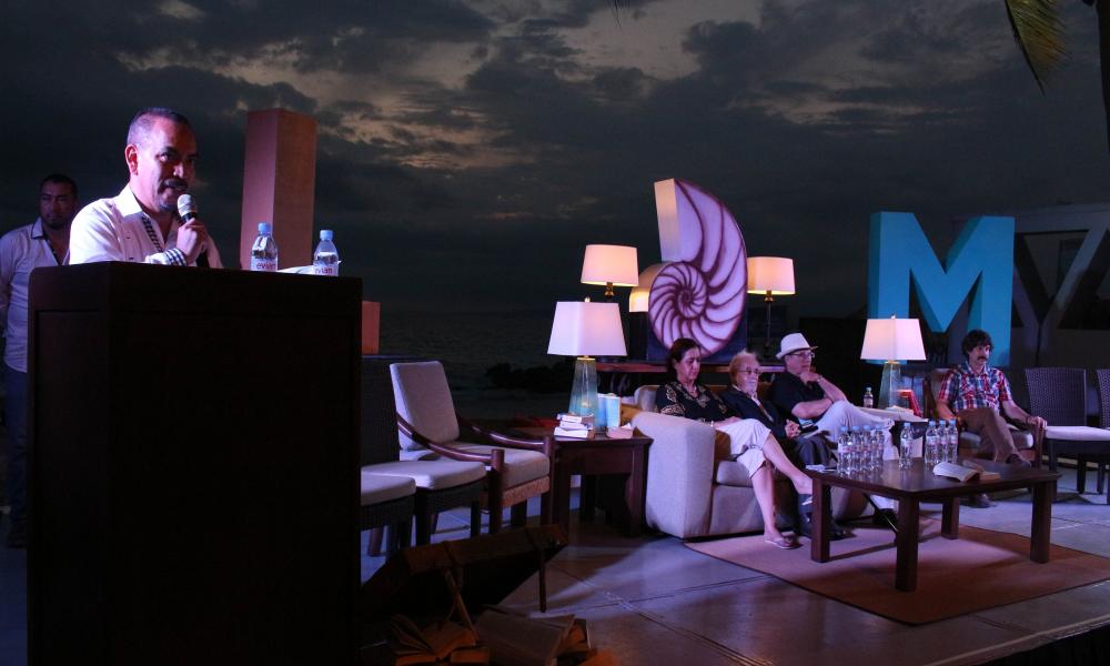 Concluye Letras en la Mar con deseos de permanencia en Puerto Vallarta