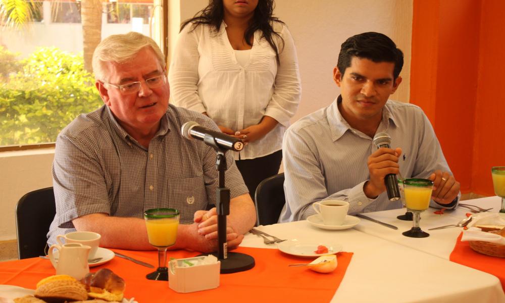 Reafirma Cátedra Huston su compromiso con Puerto Vallarta