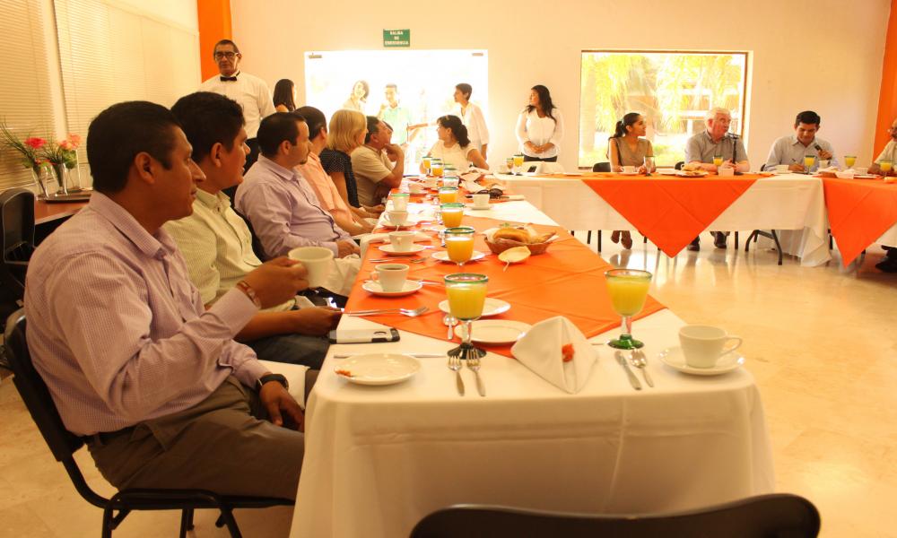 Reafirma Cátedra Huston su compromiso con Puerto Vallarta