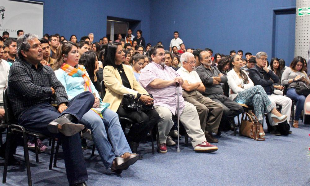 Fomentar el pensamiento crítico, compromiso de la UdeG Padilla López