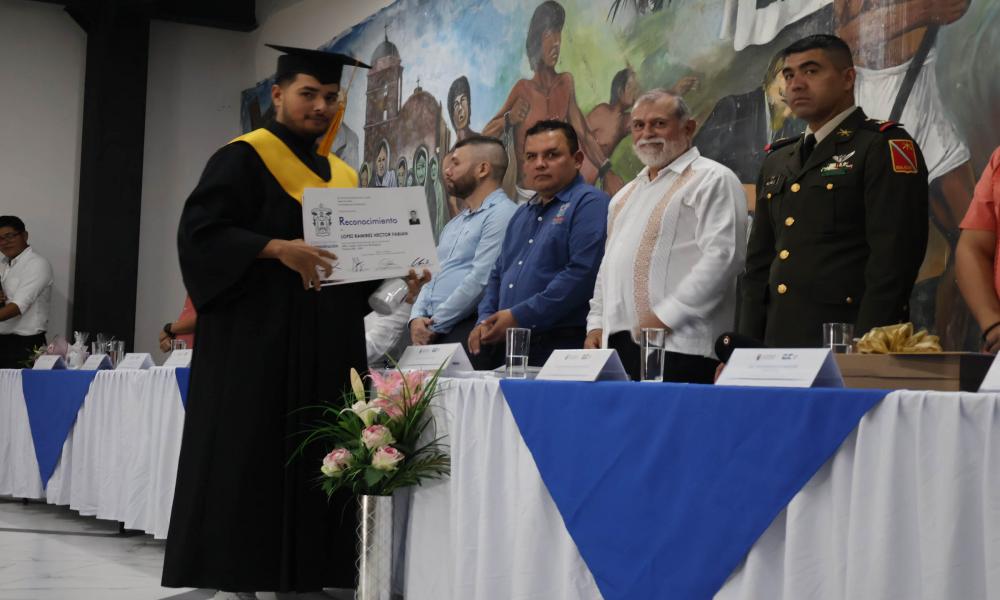 Celebran triple acto académico en la sede de Tomatlán CUCosta