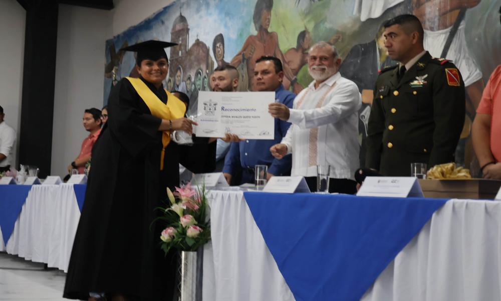 Celebran triple acto académico en la sede de Tomatlán CUCosta