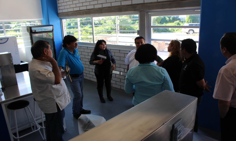 Inaugura CUCosta laboratorios de Biología, Botánica y Zoología