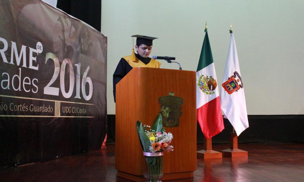 Compromiso y entrega, valores de egresados de Medicina del CUCosta