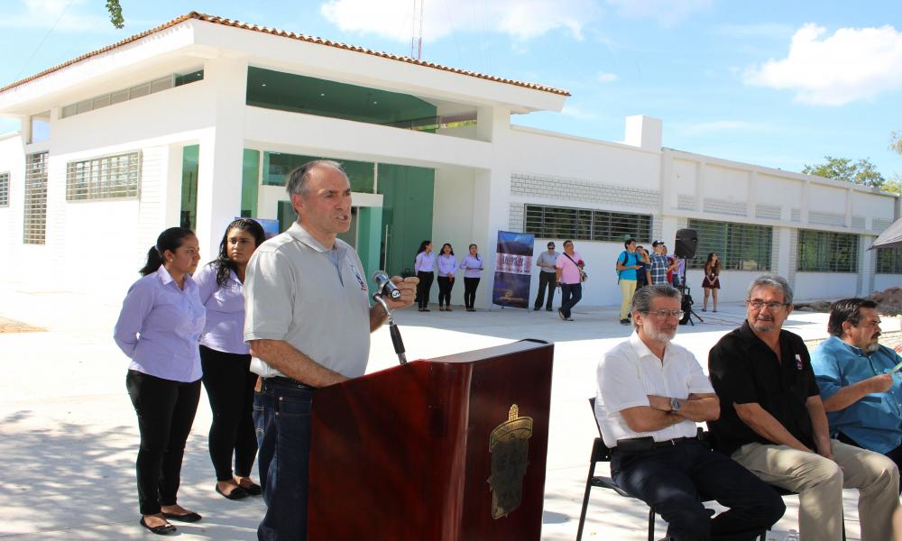 Inauguración de las nuevas instalaciones del Centro de Sismología y Volcanología de Occidente del Centro Universitario de la Costa Presentación de la Red Sísmica del proyecto CeMIEGeo-Jalisco