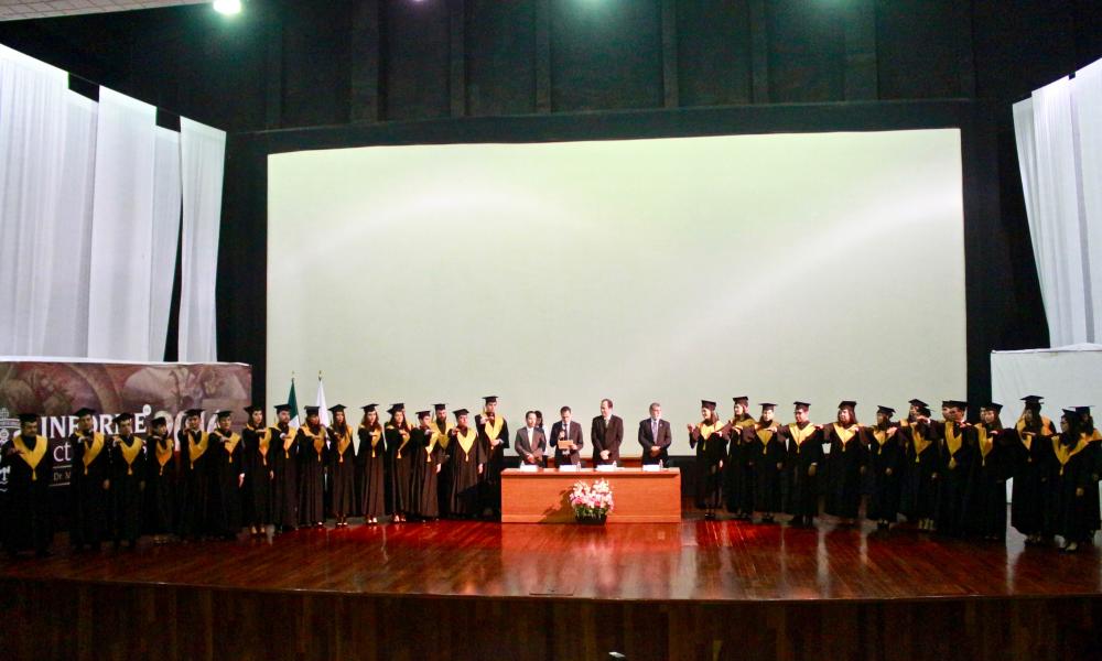 Compromiso y entrega, valores de egresados de Medicina del CUCosta