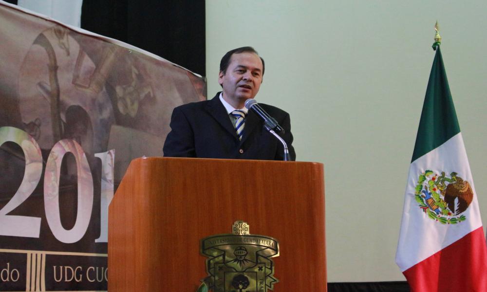 Compromiso y entrega, valores de egresados de Medicina del CUCosta