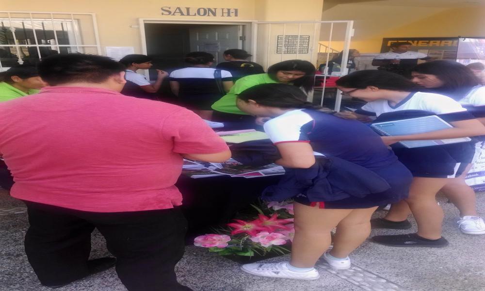 CUCosta brinda orientación educativa a bachilleres