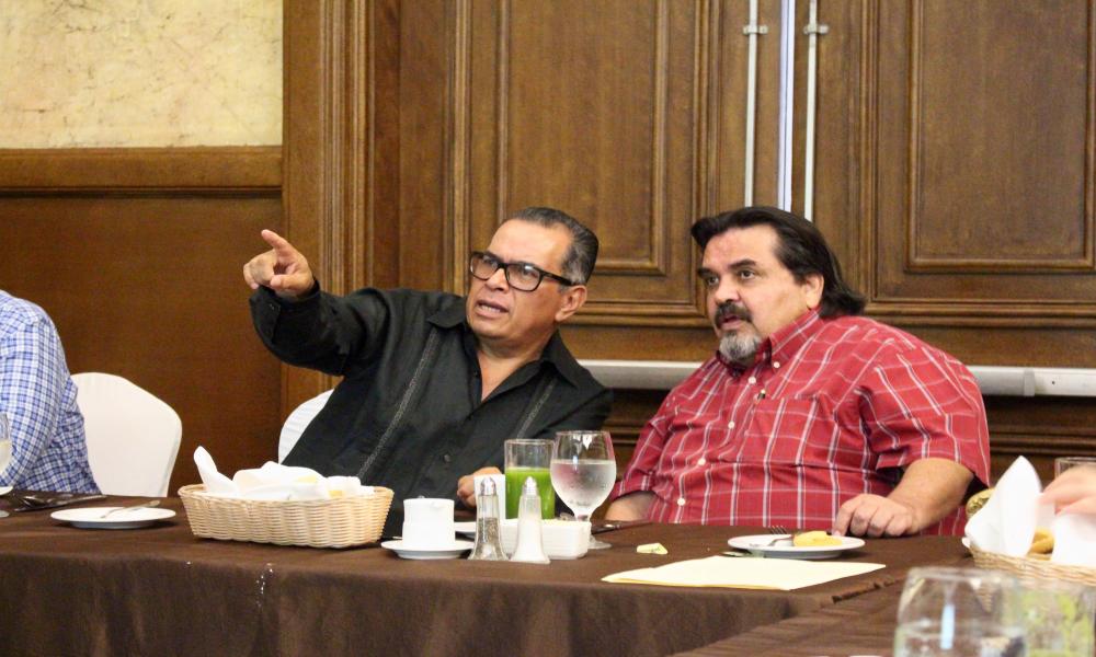 Dona empresa software especializado para estudiantes del CUCosta