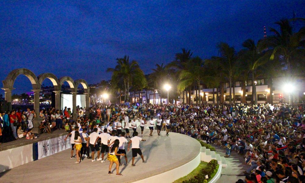 Promueven universitarios estilos de vida saludable