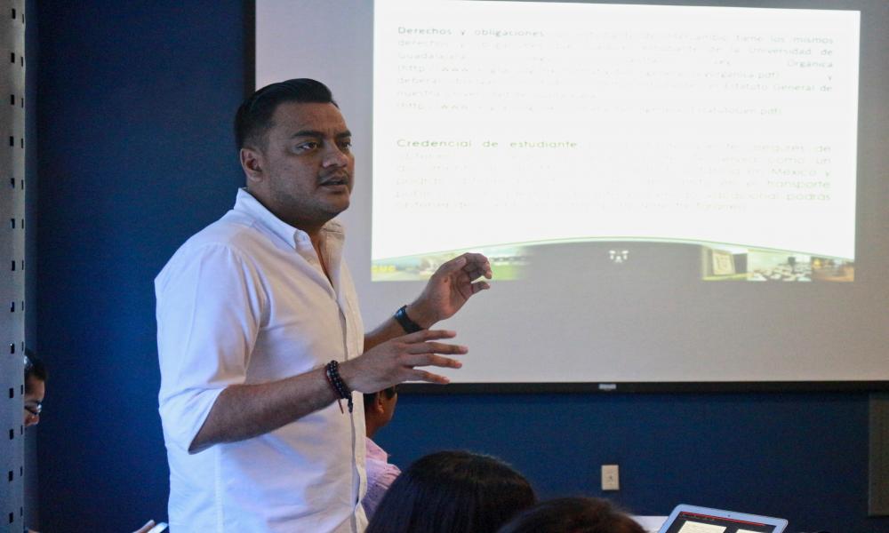 Recibe CUCosta a 20 estudiantes foráneos de movilidad académica