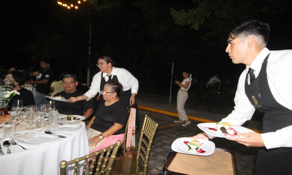 Sabores de Puebla, el evento propicio para evaluar a estudiantes de Ciencias y Artes Culinaria