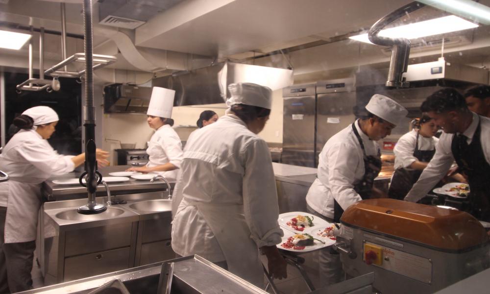 Sabores de Puebla, el evento propicio para evaluar a estudiantes de Ciencias y Artes Culinaria