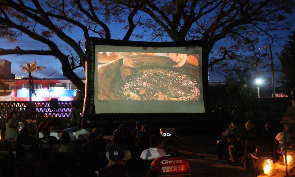 Con aroma a chocolate inicia Sección Gourmet del FICPV