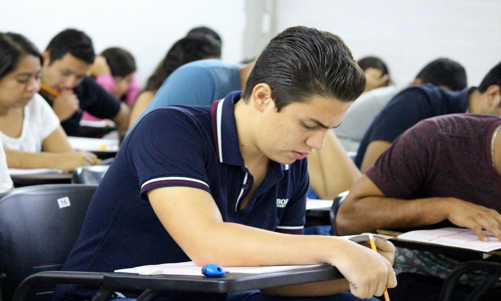 Transcurre sin incidentes aplicación de examen de ingreso al CUCosta