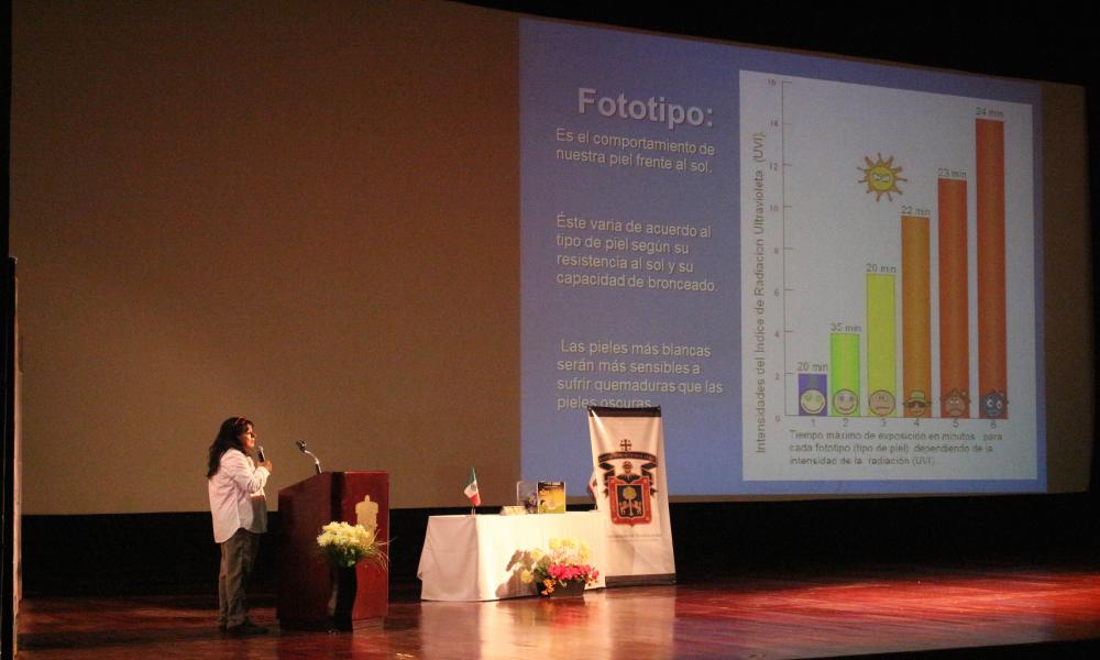Expone investigadora los beneficios de tomar el sol con moderación