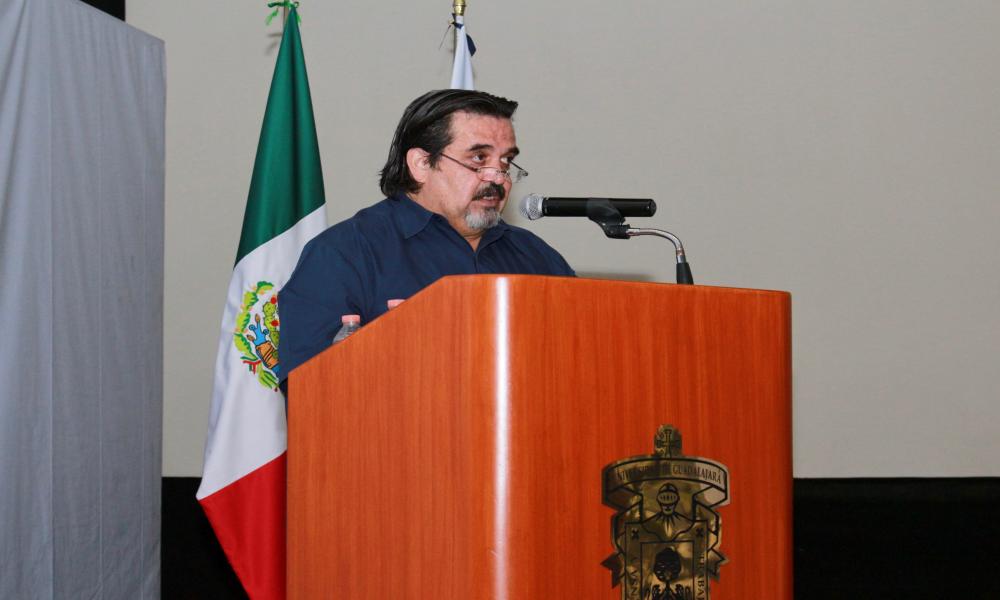 Comunidad CUCosta rinde homenaje póstumo a Dr. Armando Soltero