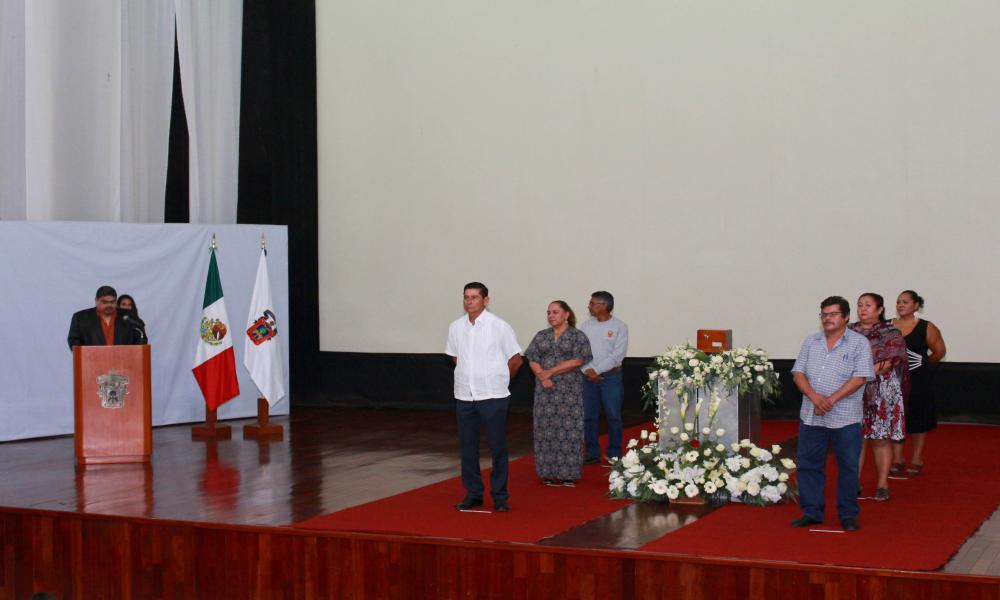 Comunidad CUCosta rinde homenaje póstumo a Dr. Armando Soltero