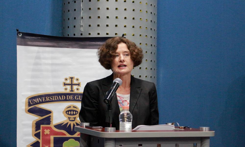 Colonialismo y racismo permean en literatura estadunidense de los siglos XVI al XIX