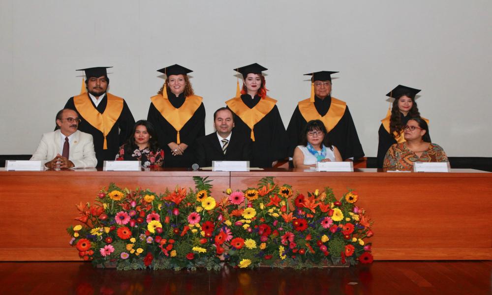 Egresa la primera generación de Artes Visuales para la Expresión Plástica