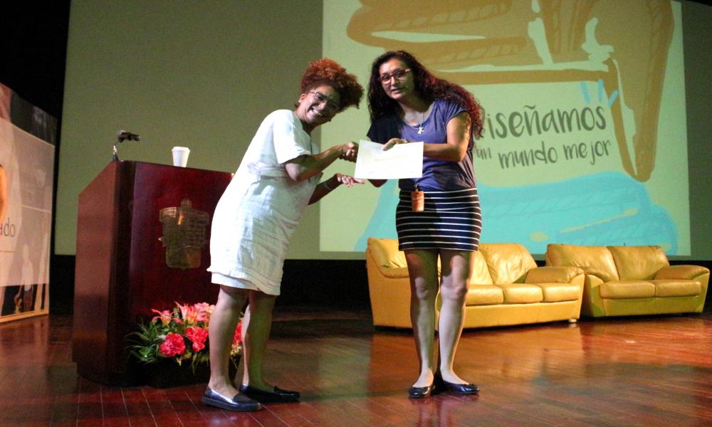 Inauguran noveno Congreso de comunicación y diseño “Del dicho al hecho”